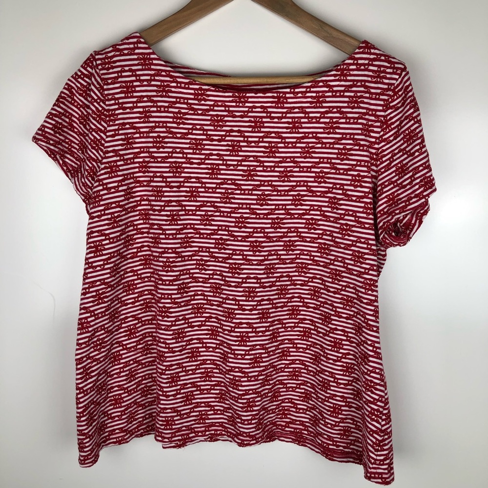 Postmark embroidered tee. Size large